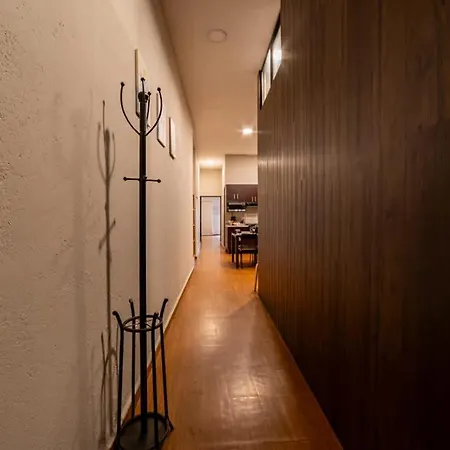 104 Location 2Bdrm 2Bath Ac Apt Fits 8 Rooftop