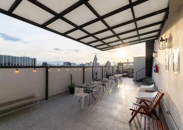 104 Location 2bdrm 2bath Ac Fits 8 Rooftop Holiday home